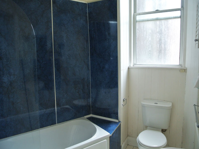  Image of 3 bedroom Flat to rent in Warrender Park Terrace Edinburgh EH9 at Marchmont Edinburgh Edinburgh, EH9 1EE