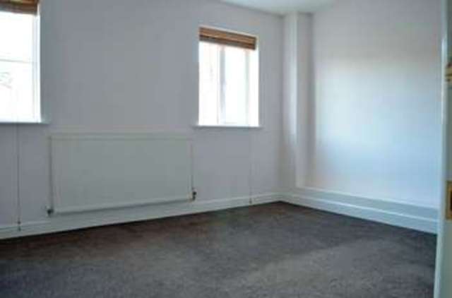  Image of 3 bedroom Semi-Detached house for sale in Waterfields Retford DN22 at Waterfields  Retford, DN22 6RE