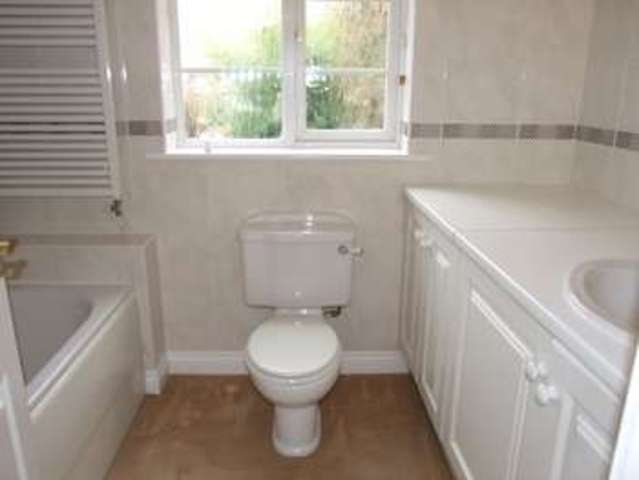  Image of 4 bedroom Detached house to rent in Waterside Drive Mountsorrel Loughborough LE12 at Waterside Drive  Mountsorrel, LE12 7AY