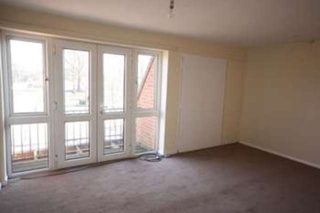  Image of 2 bedroom Detached house to rent in Waterside Stratford-upon-Avon CV37 at Waterside  Stratford upon Avon, CV37 6BA