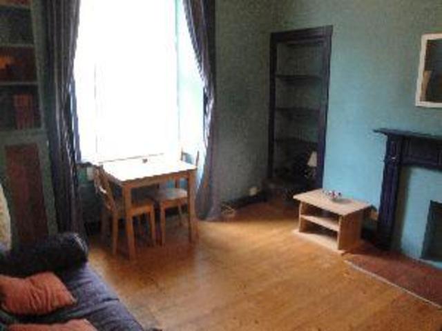  Image of 1 bedroom Flat to rent in Watson Crescent Edinburgh EH11 at Polwarth Edinburgh Edinburgh, EH11 1HB