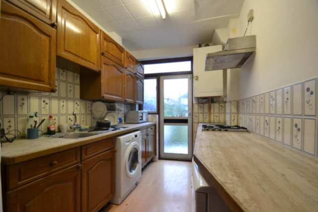  Image of 1 bedroom House Share to rent in Waverley Gardens London NW10 at Waverley Gardens  London, NW10 7EE