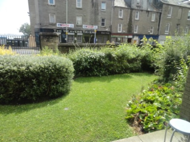  Image of 2 bedroom Flat to rent in Weavers Yard Dundee DD4 at City Centre Dundee Dundee, DD4 6BS