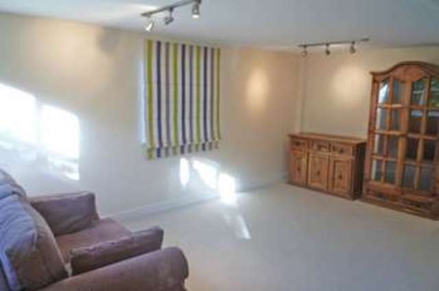  Image of 1 bedroom Flat to rent in Hunt Hall Lane Welford on Avon Stratford-upon-Avon CV37 at Welford-on-Avon, CV37 8HE