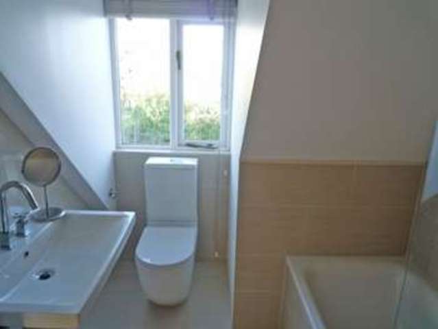  Image of 1 bedroom Flat to rent in Hunt Hall Lane Welford on Avon Stratford-upon-Avon CV37 at Welford-on-Avon, CV37 8HE