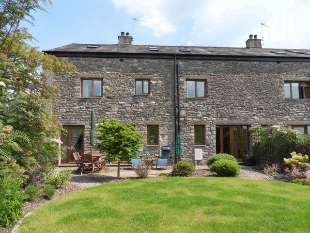  Image of 5 bedroom Detached house for sale in Wellheads Lane Sedgwick Kendal LA8 at Wellheads Lane  Sedgwick, LA8 0JT