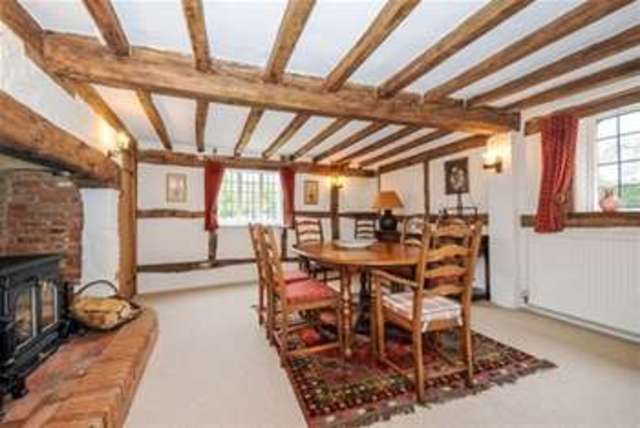  Image of 5 bedroom Detached house to rent in Wellhouse Lane Bramshill Hook RG27 at Hook, RG27 0RJ