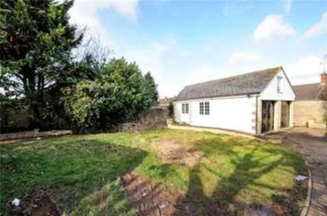  Image of 5 bedroom Detached house to rent in Wellington New Road Taunton TA1 at Wellington New Road  Taunton, TA1 5NF