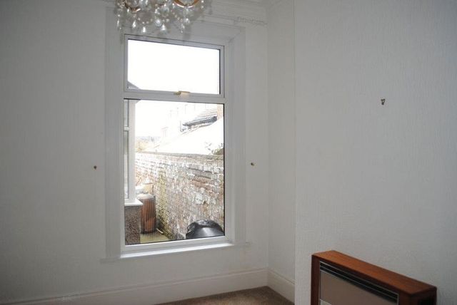  Image of 3 bedroom Terraced house for sale in Wellington Street Grimsby DN32 at Wellington Street  Grimsby, DN32 7JN