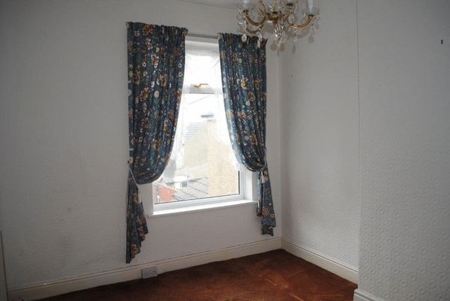  Image of 3 bedroom Terraced house for sale in Wellington Street Grimsby DN32 at Wellington Street  Grimsby, DN32 7JN
