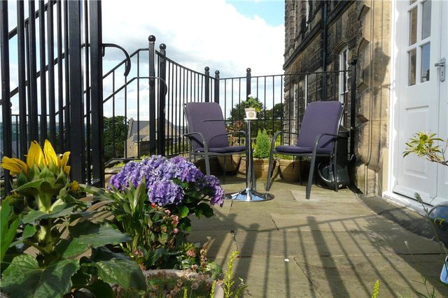  Image of 2 bedroom Detached house for sale in Brodrick Drive Ilkley LS29 at 10 Brodrick Drive Ilkley Ilkley, LS29 9SP
