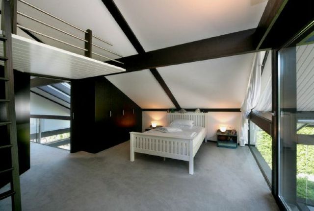  Image of 4 bedroom Detached house for sale in Virginia Drive Wentworth Virginia Water GU25 at Virginia Water, GU25 4RX
