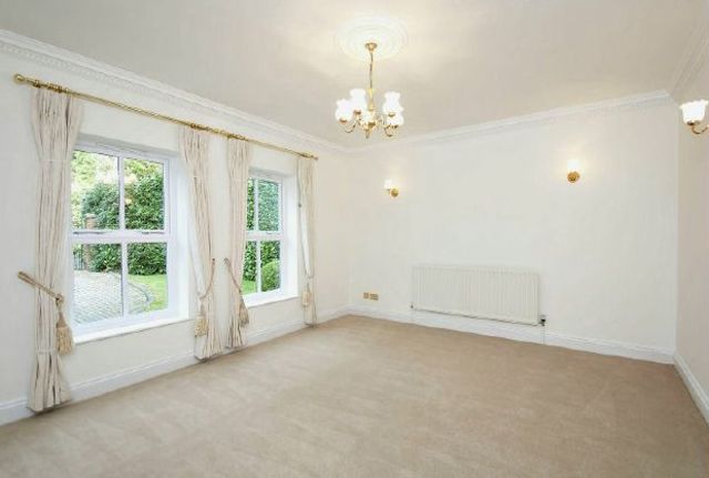  Image of 5 bedroom Detached house for sale in Oakwood Road Wentworth Virginia Water GU25 at Virginia Water, GU25 4RZ