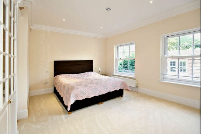  Image of 10 bedroom Detached house for sale in Abbots Drive Wentworth Virginia Water GU25 at Virginia Water, GU25 4QS