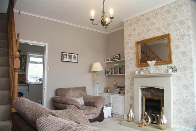  Image of 2 bedroom End of Terrace for sale in Wentworth Terrace Rawdon Leeds LS19 at Rawdon Leeds Rawdon, LS19 6PT