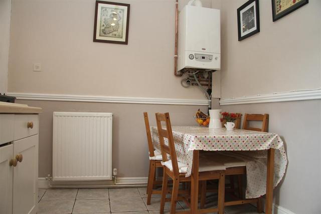  Image of 2 bedroom End of Terrace for sale in Wentworth Terrace Rawdon Leeds LS19 at Rawdon Leeds Rawdon, LS19 6PT