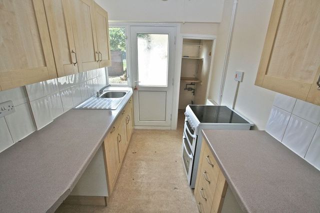  Image of 3 bedroom Terraced house to rent in West End Ely CB6 at West End  Ely, CB6 3AY