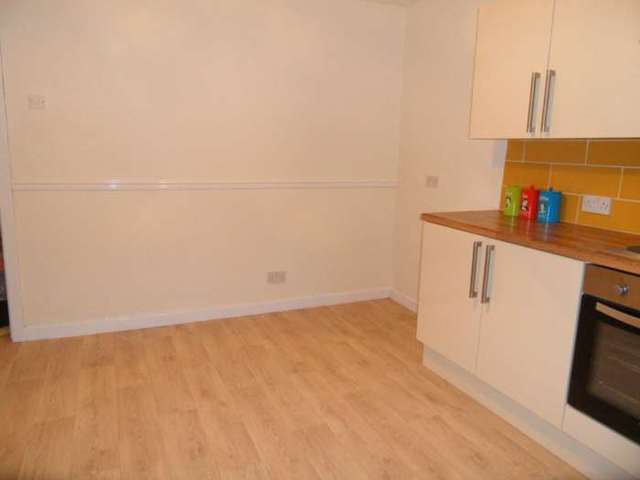  Image of 2 bedroom Terraced house to rent in West End Road Haydock St. Helens WA11 at West End Road  St Helens, WA11 0AE