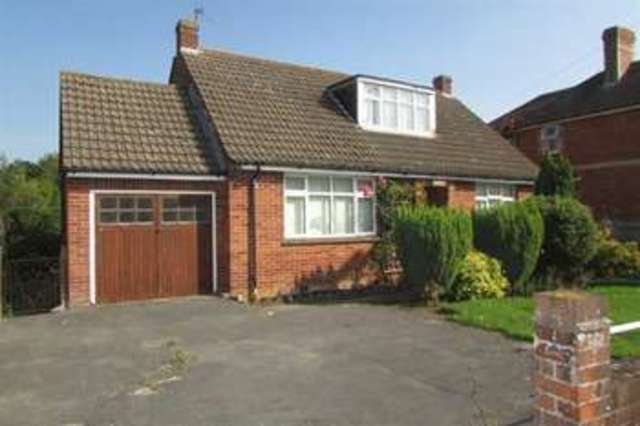  Image of 2 bedroom Detached house for sale in West End Street BA16 at Street, BA16 0LP