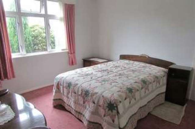  Image of 2 bedroom Detached house for sale in West End Street BA16 at Street, BA16 0LP