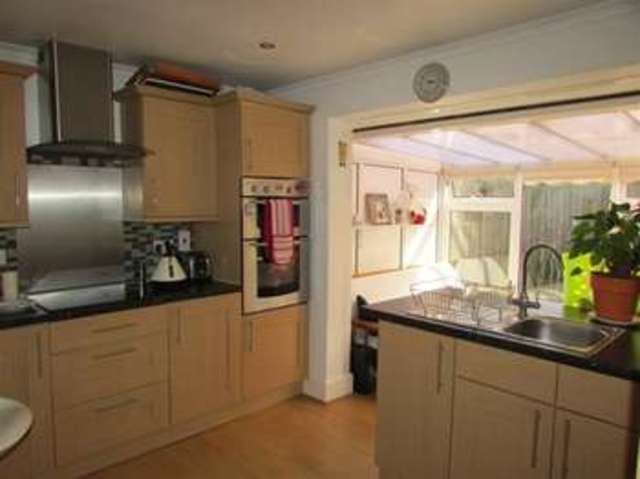  Image of 1 bedroom Detached house for sale in West End Street BA16 at Street, BA16 0LJ