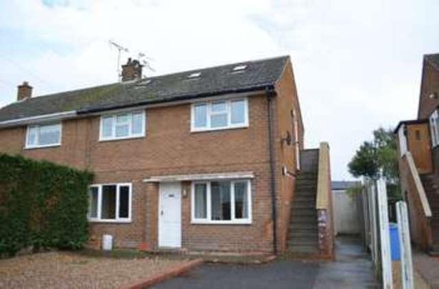  Image of 2 bedroom Flat for sale in West Hill Road Retford DN22 at West Hill Road  Retford, DN22 7RS