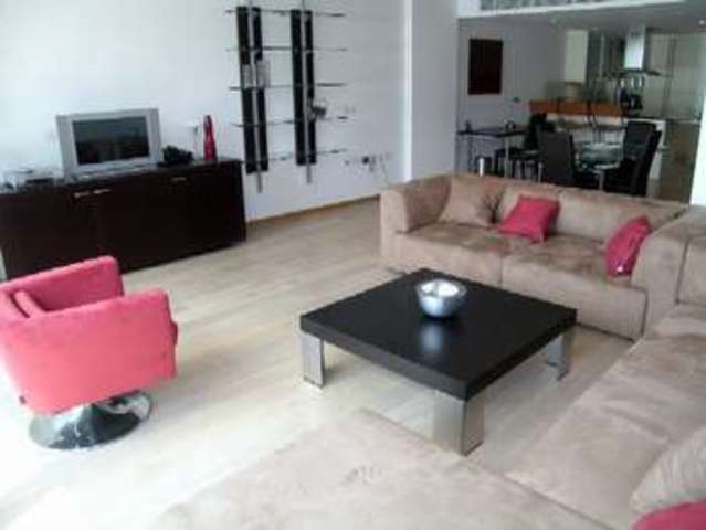  Image of 2 bedroom Flat to rent in Hertsmere Road London E14 at Canary Wharf  London, E14 4EG