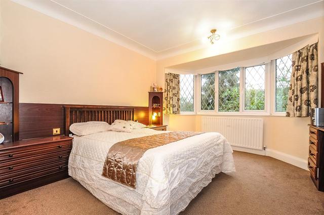  Image of 5 bedroom Detached house for sale in West Parade West Park Leeds LS16 at Leeds  Tinshill, LS16 5AZ