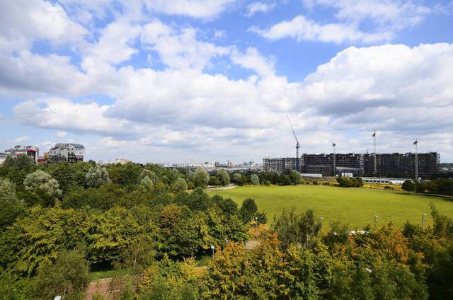  Image of 2 bedroom Flat for sale in West Parkside London SE10 at West Parkside  Greenwich, SE10 0QF