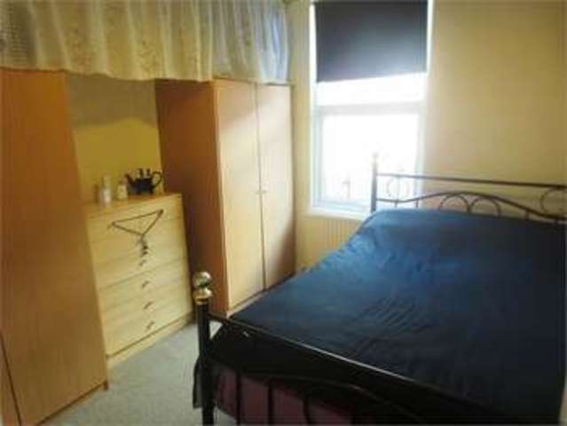  Image of 1 bedroom Apartment for sale in West Road Shoeburyness Southend-on-Sea SS3 at West Road Shoeburyness Shoeburyness, SS3 9DR