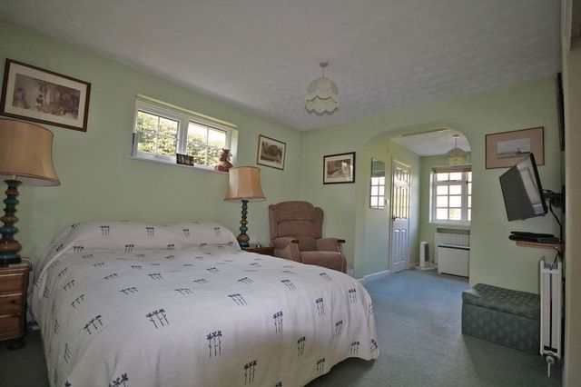  Image of 3 bedroom Detached house for sale in Buttons Lane West Wellow Romsey SO51 at Buttons Lane West Wellow Romsey, SO51 6BR