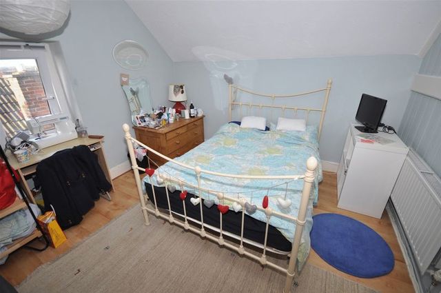  Image of 3 bedroom Semi-Detached house for sale in Westbourne Road Trowbridge BA14 at Westbourne Road  Trowbridge, BA14 0AJ