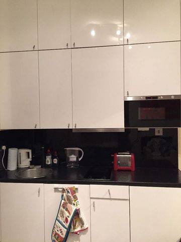  Image of 1 bedroom Flat to rent in Westbourne Terrace Road London W2 at Westbourne Terrace Road  London, W2 6NG