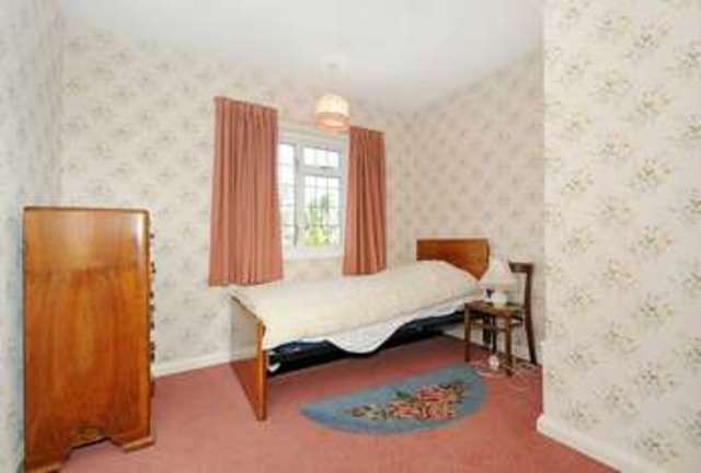  Image of 4 bedroom Detached house for sale in Westbury Road Northwood HA6 at Northwood, HA6 3BT