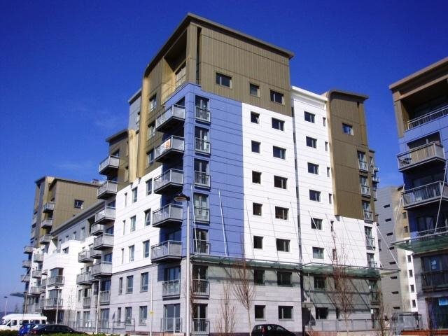 Image of 2 bedroom Flat to rent in Western Harbour Terrace Edinburgh EH6 at Leith Edinburgh Edinburgh, EH6 6JN