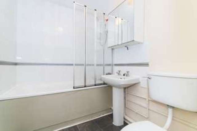  Image of 1 bedroom Flat for sale in Westferry Road London E14 at London, E14 3RR