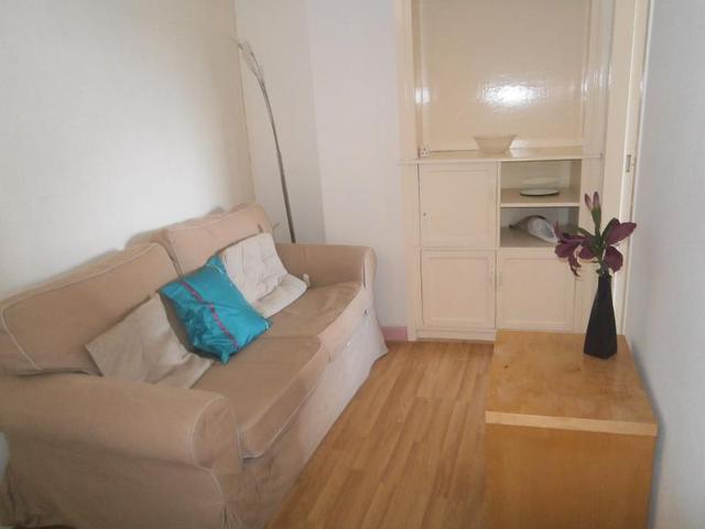  Image of 1 bedroom Flat to rent in Westfield Court Edinburgh EH11 at Gorgie Edinburgh Edinburgh, EH11 2RL