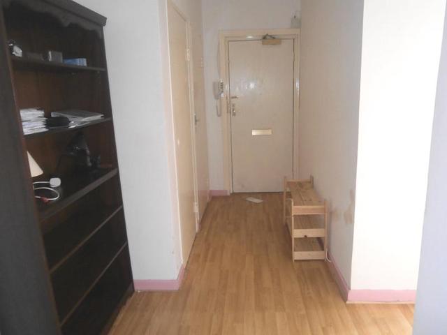  Image of 1 bedroom Flat to rent in Westfield Court Edinburgh EH11 at Gorgie Edinburgh Edinburgh, EH11 2RL