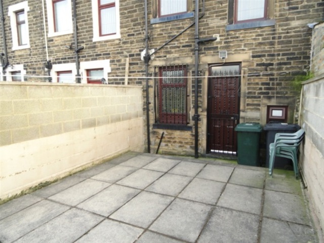  Image of 2 bedroom Terraced house for sale in Westfield Road Bradford BD9 at Bradford, BD9 5EF