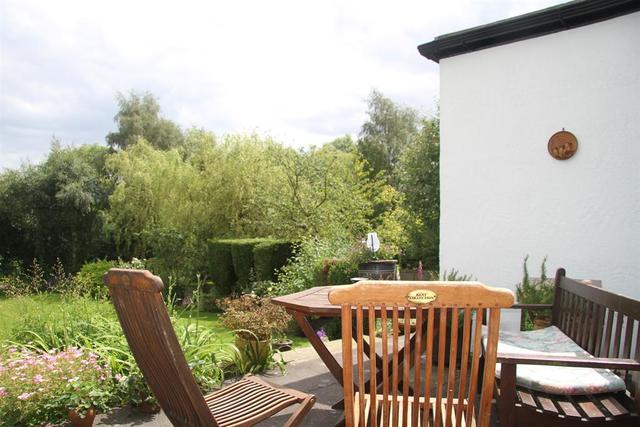  Image of 6 bedroom Detached house for sale in Westgate Guiseley Leeds LS20 at Guiseley Leeds Hawksworth, LS20 8HJ