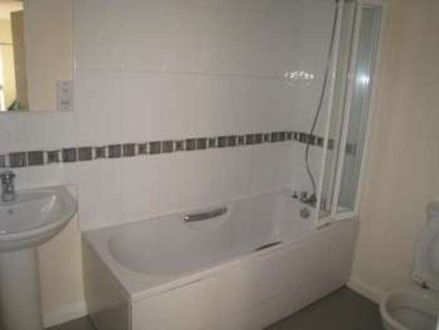  Image of 1 bedroom Flat to rent in Westgate Wetherby LS22 at Wetherby LS22 Wetherby, LS22 6AF