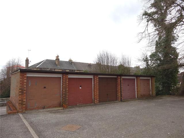  Image of 2 bedroom Flat to rent in Westlands Gardens Paisley PA2 at Paisley Renfrewshire Renfrewshire, PA2 6ET