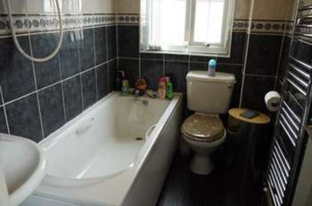  Image of 2 bedroom Semi-Detached house for sale in Westminster Court Hook Goole DN14 at Goole East Yorkshire, DN14 6NP