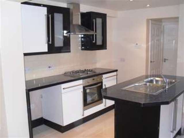  Image of 6 bedroom Terraced house for sale in Westminster Road Selly Oak Birmingham B29 at Westminster Road Selly Park Birmingham, B29 7RS
