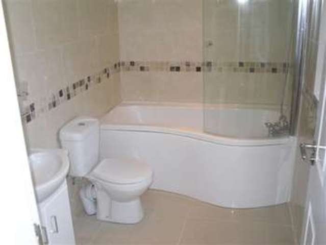  Image of 6 bedroom Terraced house for sale in Westminster Road Selly Oak Birmingham B29 at Westminster Road Selly Park Birmingham, B29 7RS