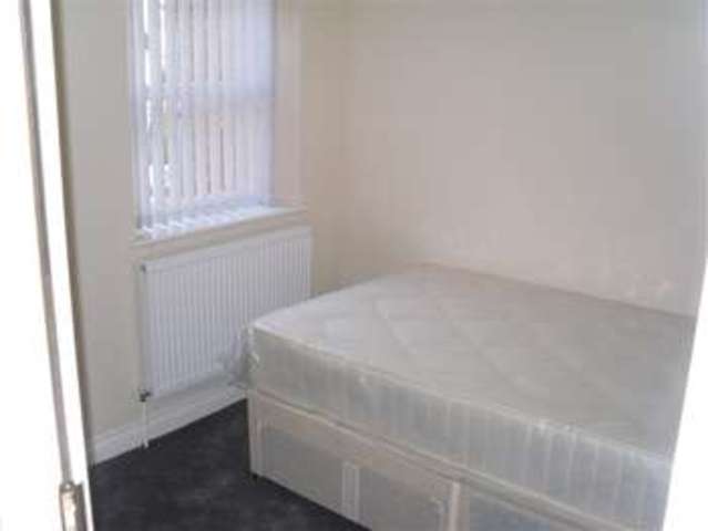  Image of 6 bedroom Terraced house for sale in Westminster Road Selly Oak Birmingham B29 at Westminster Road Selly Park Birmingham, B29 7RS