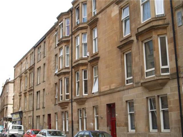  Image of 1 bedroom Flat to rent in Westmoreland Street Glasgow G42 at Govanhill Glasgow Glasgow, G42 8LJ