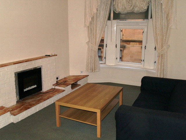  Image of 1 bedroom Flat to rent in Westmuir Street Glasgow G31 at Parkhead Glasgow Glasgow, G31 5BH