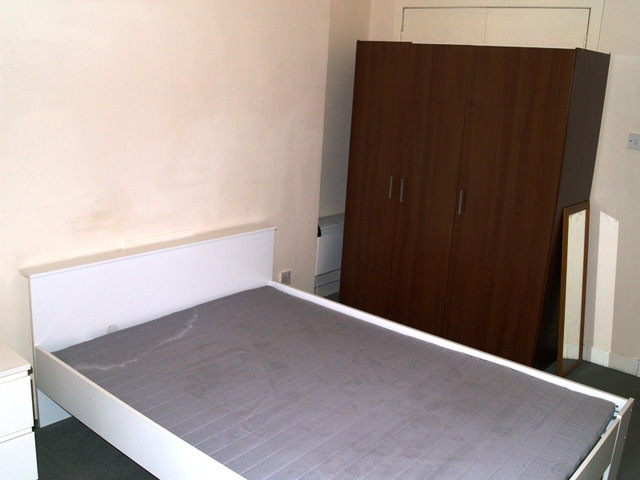  Image of 1 bedroom Flat to rent in Westmuir Street Glasgow G31 at Parkhead Glasgow Glasgow, G31 5BH