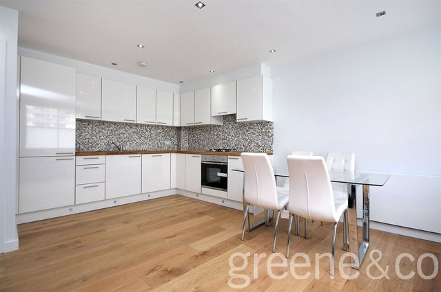  Image of 3 bedroom Detached house to rent in Weymouth Terrace London E2 at Bethnal Green  Haggerston, E2 8JP